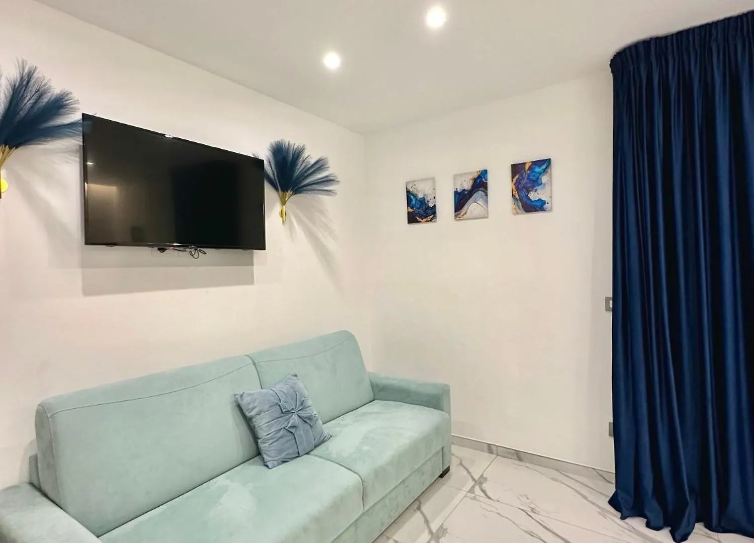 Oltremare Apartment Bari Italy